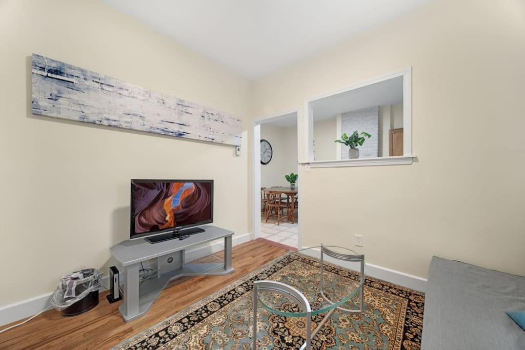 Newly Renovated 2Br1Ba Apt At The Boston City エクステリア 写真
